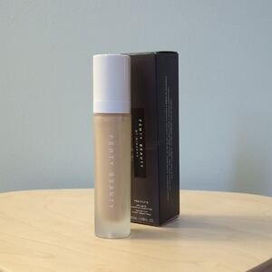 Fenty Beauty by Rihanna Pro Filt’r Soft Matte Longwear Liquid Foundation In 190